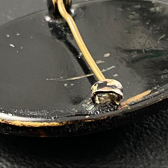 Vintage Mourning Brooch - Picture 5 of 11